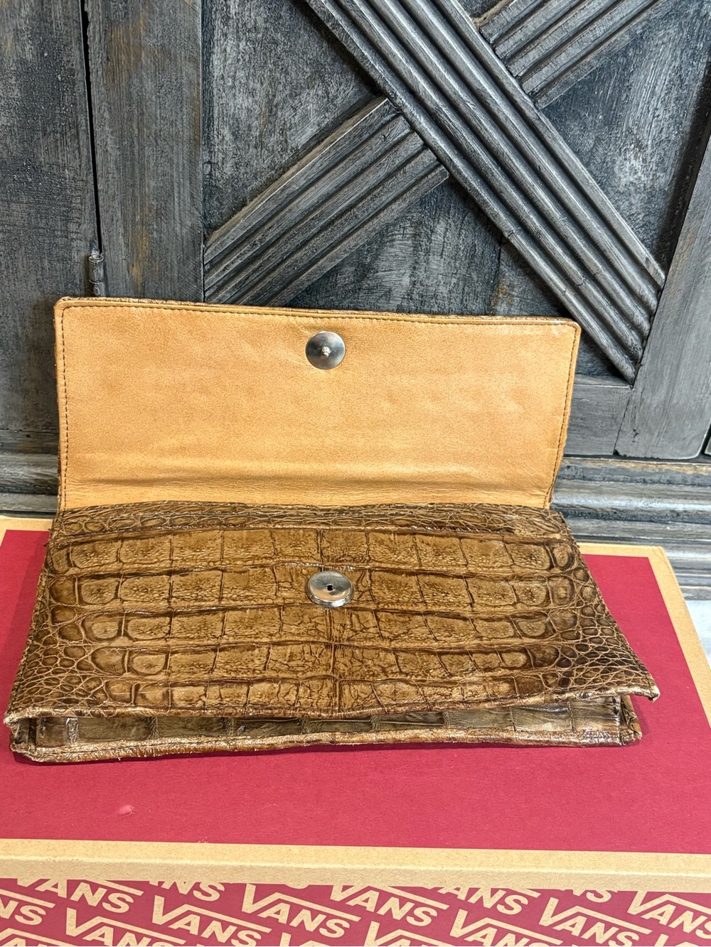 Crocodile  Leather Vintage Wallet - Picture 3 of 9
